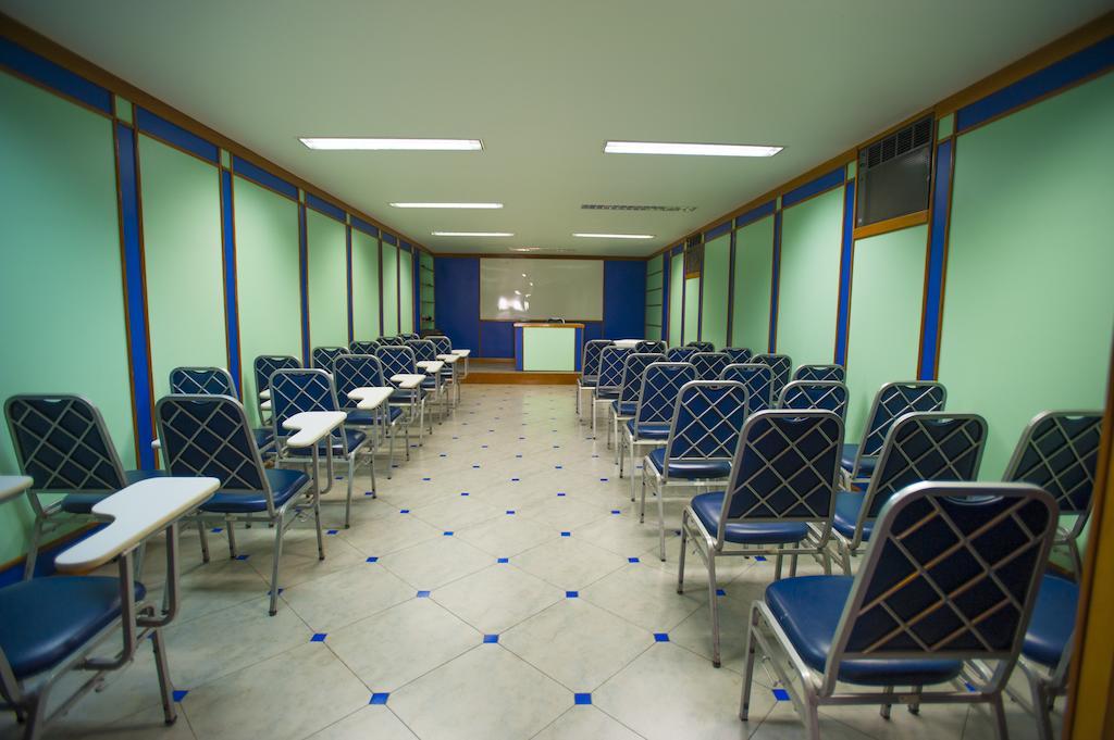 Hotel Premium Plaza Muriaé Esterno foto