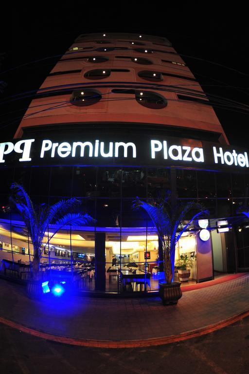 Hotel Premium Plaza Muriaé Esterno foto