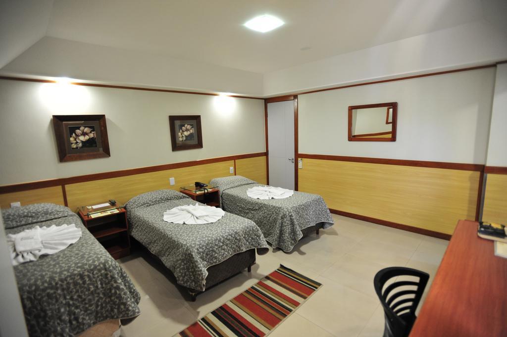 Hotel Premium Plaza Muriaé Esterno foto