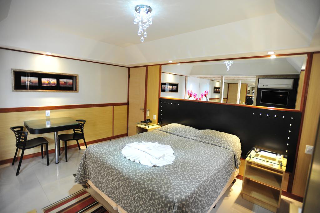 Hotel Premium Plaza Muriaé Esterno foto
