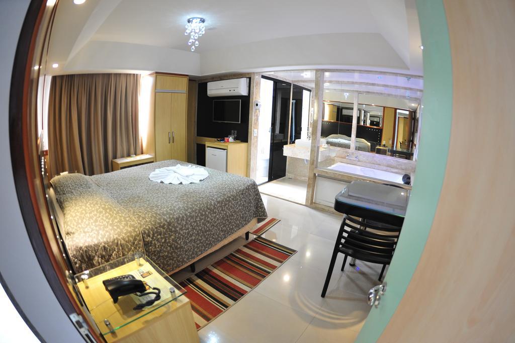 Hotel Premium Plaza Muriaé Esterno foto