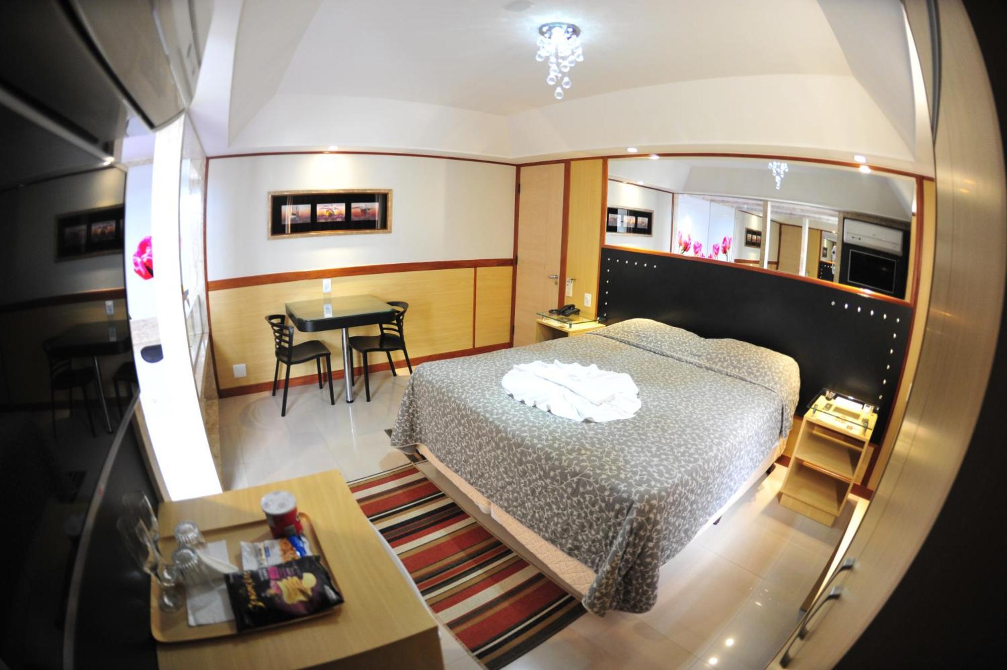 Hotel Premium Plaza Muriaé Esterno foto