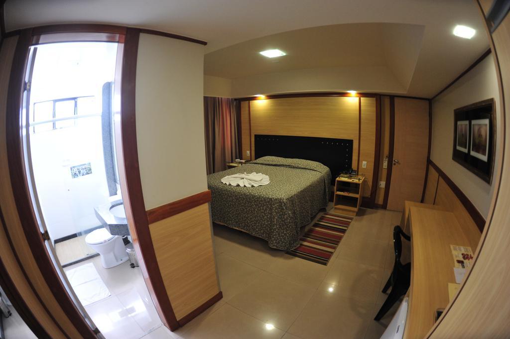 Hotel Premium Plaza Muriaé Esterno foto