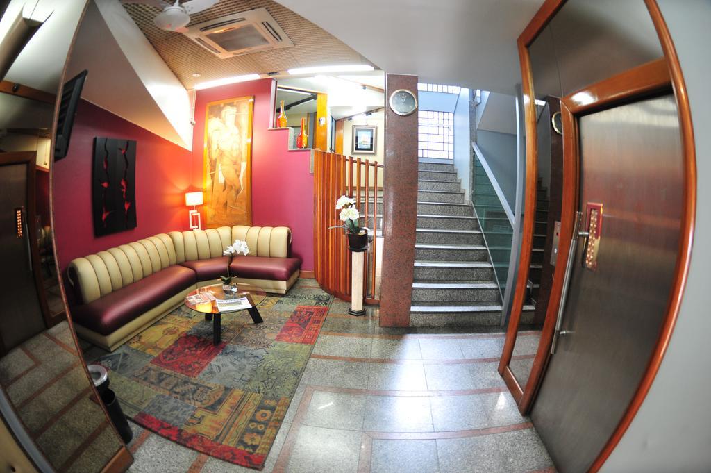 Hotel Premium Plaza Muriaé Esterno foto
