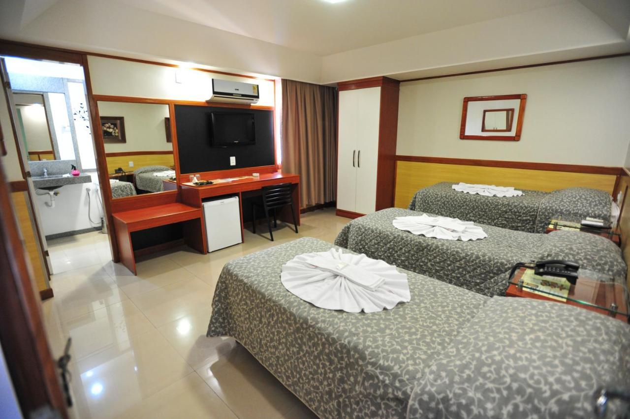 Hotel Premium Plaza Muriaé Esterno foto