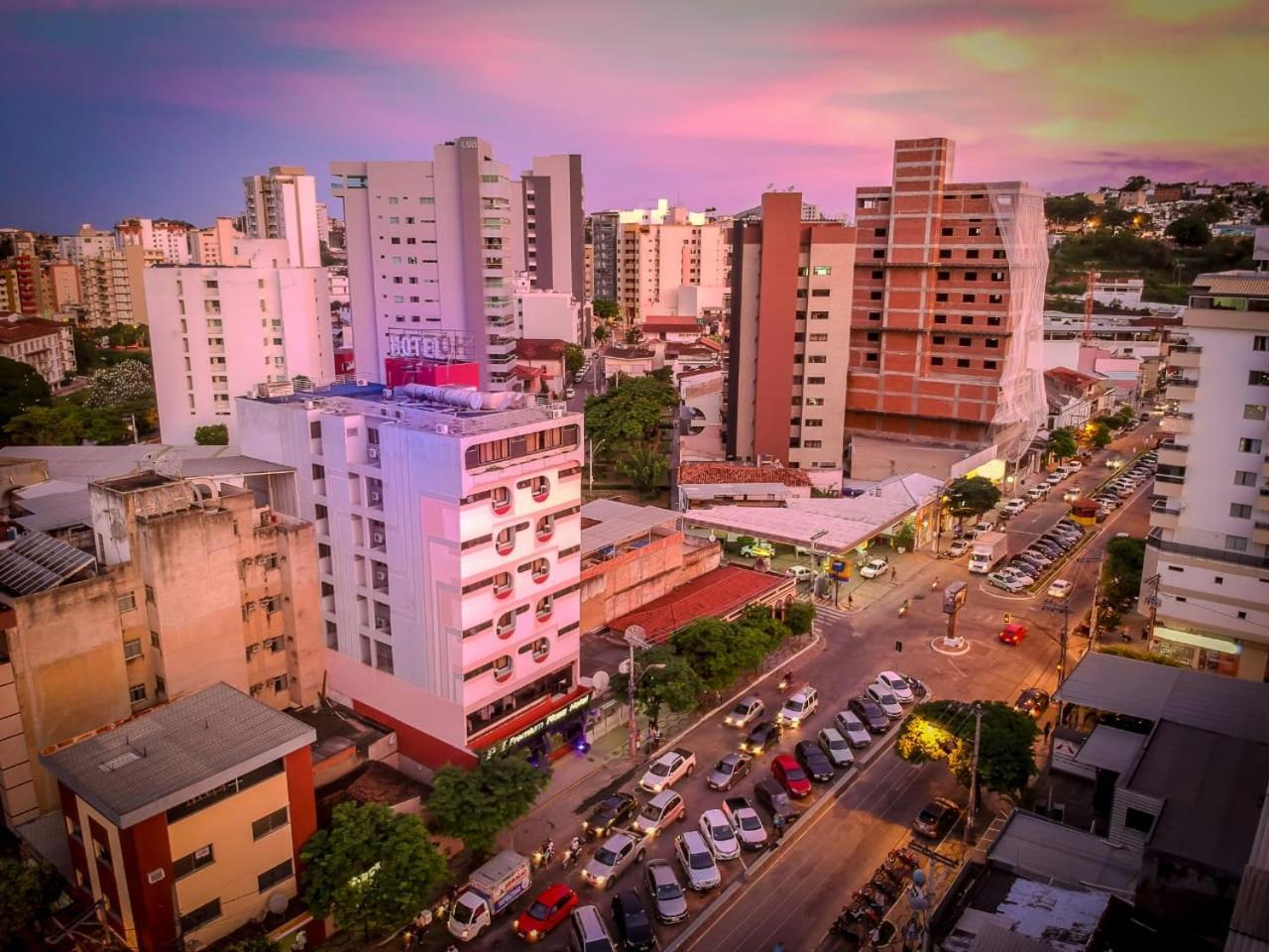 Hotel Premium Plaza Muriaé Esterno foto